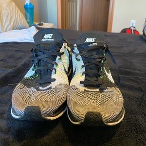 Nike Flyknit Racers
